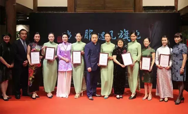 ����������Ҋ���ۡ�2015���m�����w�� �o��֮��