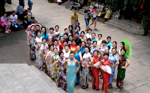 �Ͳ����ېۺ����R�۹ųǑc��һ