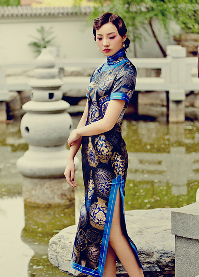 ���ɺͺ������۵ą^�e