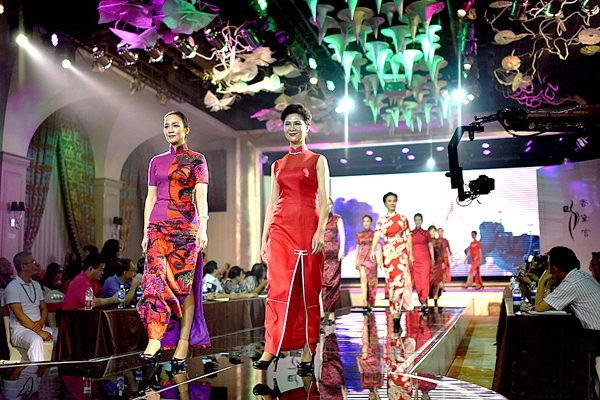 �Ї��ײ�����Ԋ���������۵�Ů�ˡ��ھ��l(f��)��