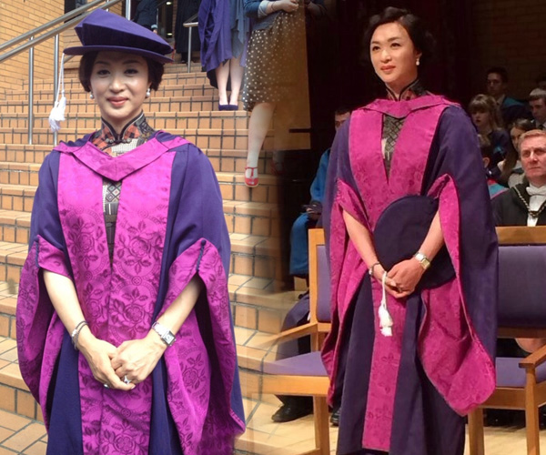 ���������¹񣬲���ײ�������E