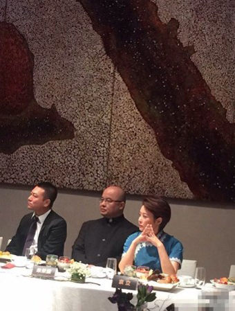 Ԭ���c����ǰ�������M��� ���{ɫ���۶��f����