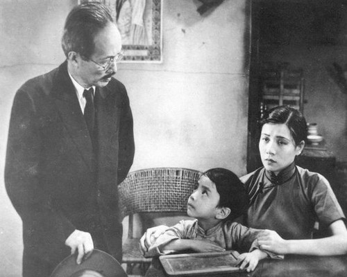 �ͻ����Ů����������yĻ�����c�������x