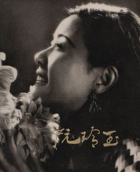 �ͻ����Ů����������yĻ�����c�������x