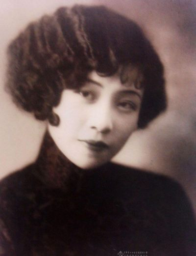 �ͻ����Ů����������yĻ�����c�������x