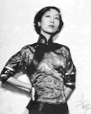 ���ʮ��^����Ů��