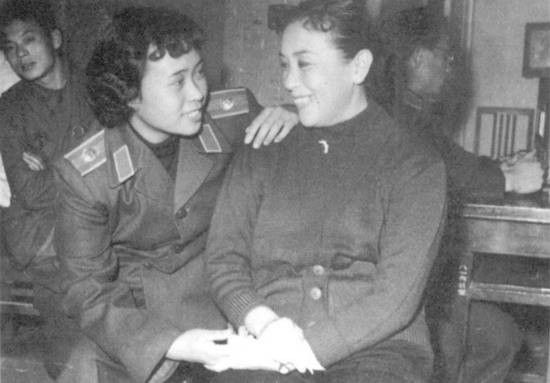 �Ϲ�����Ů����ĸ�H��ɣ���£����M���¼t�m��