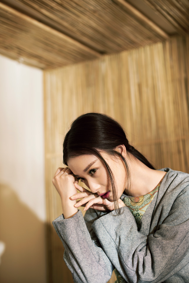 �����Ї����½��䣺����ʽ