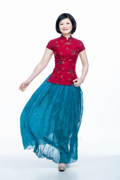 ���۱���Ĺ��£����W�ԡ����Ľ̎�����ƽ  �������۵���������