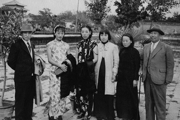 �Ї�Ů�Է����׃�wʷ���Ľ��d�����_��