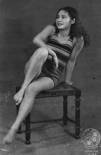 �Ї�Ů�Է����׃�wʷ���Ľ��d�����_��