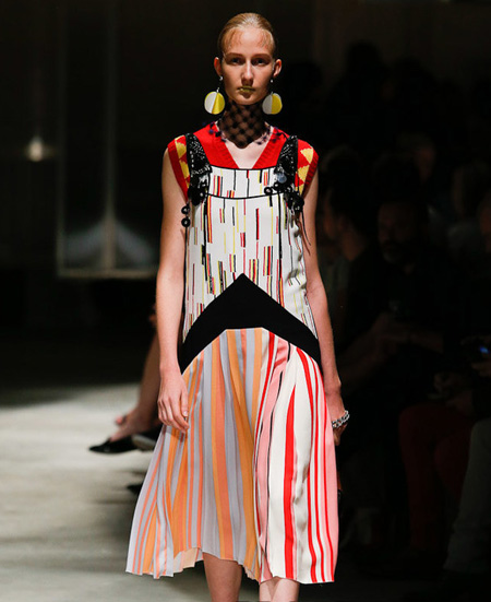 2016��������څ��  �l�y�����֕r���֏͹�