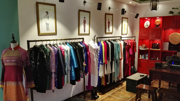 荊門敬禮行旗袍成衣體驗店