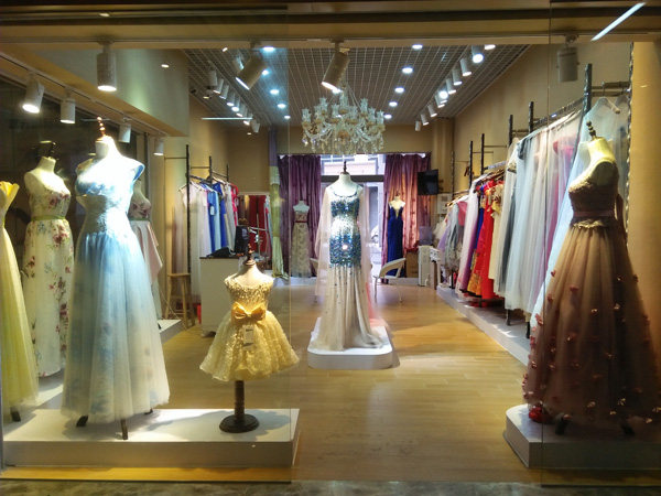 ��ɽ����ʢ�����۶���