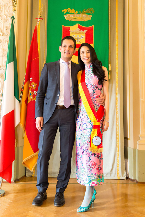 莫文蔚魅力襲卷歐洲 受封貝加莫文化大使