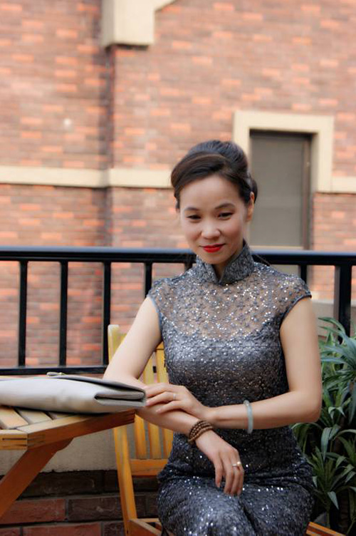 綾瓏旗袍向世界展示中國經典