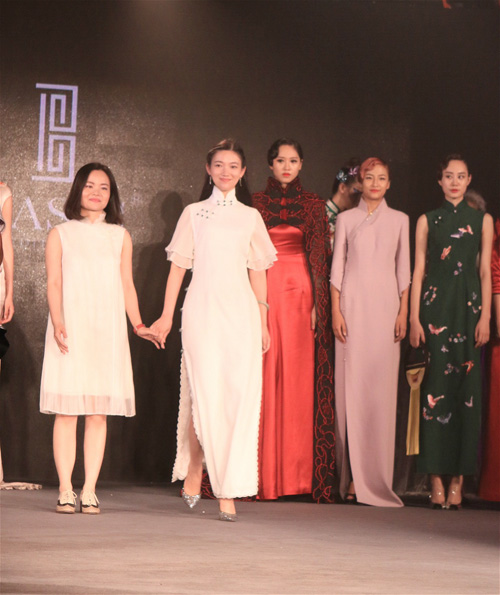 �����n���bչʾ��������ھ��e�� �������۴����Ї������