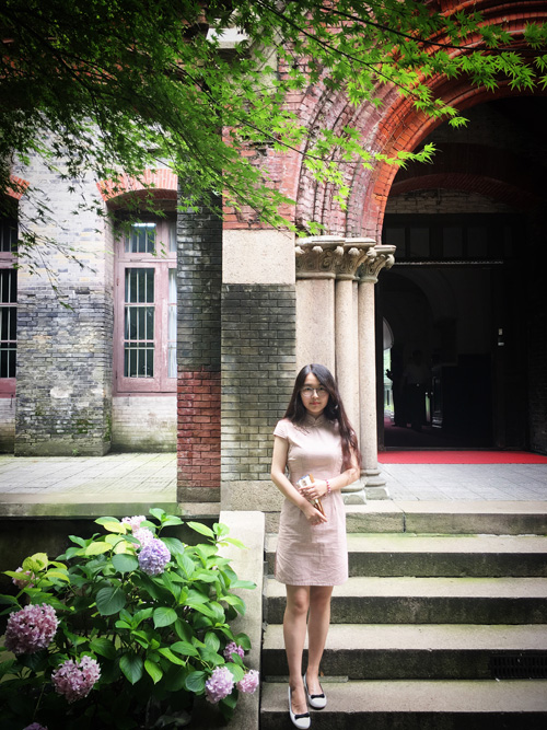 ���A�LՄ | �����۵�100λ�����