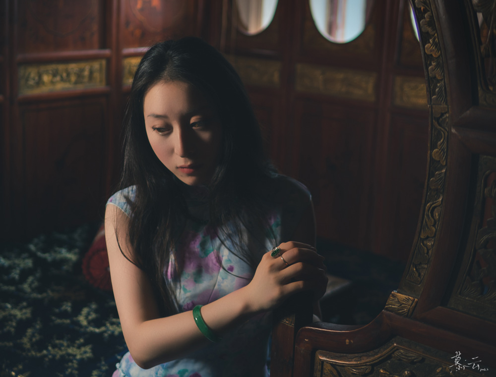 ���۔zӰ���ƺ���