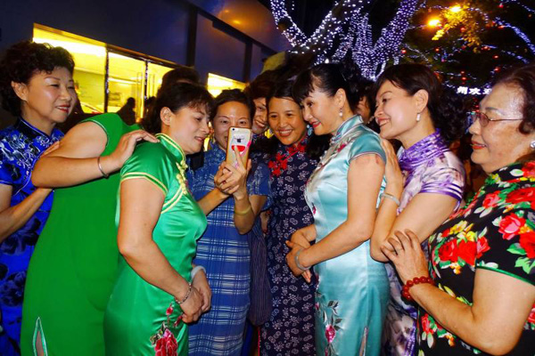 ��֮�{ | �����۵�����