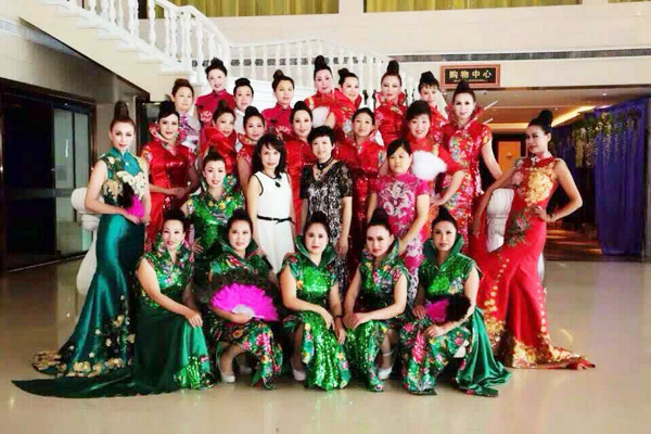 �\��������s˽�˶��Ʒ��b������