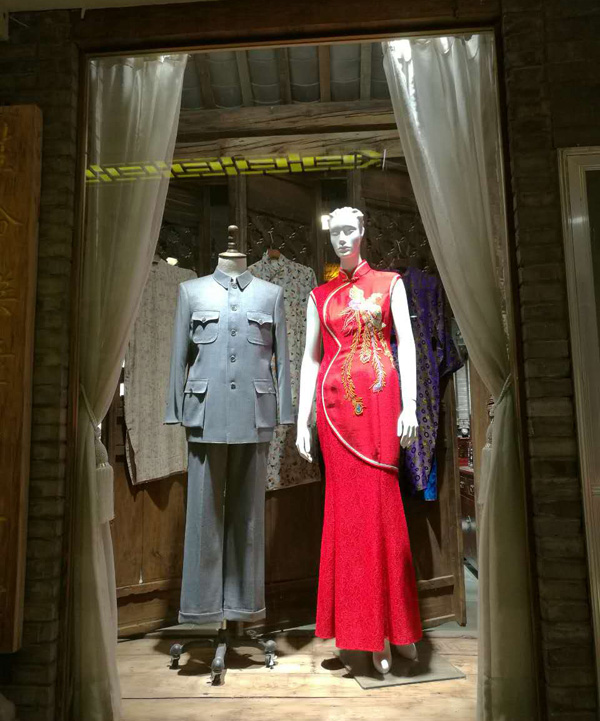 �����ƶ��A�����۲�ˇ��