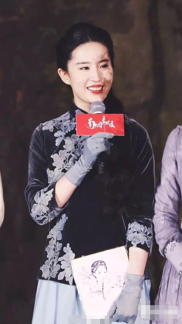 ���ϟ��S�P䛡����������һ����ɫ������Lȹ��