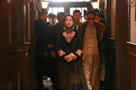 �غ�贻����������,һ�u�C�𷴹�������b,�@�����A�F��