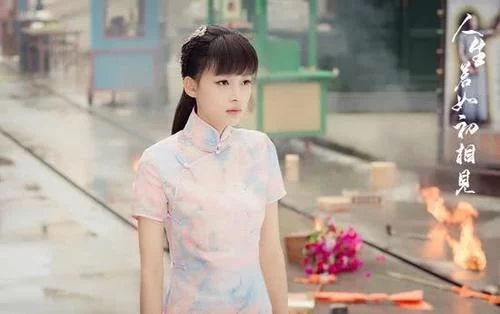 孫怡花式秀身段,挑戰(zhàn)各式旗袍美如畫!