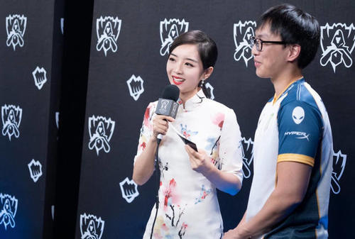 ��˪���������Ϳ�����׌����ǰһ��