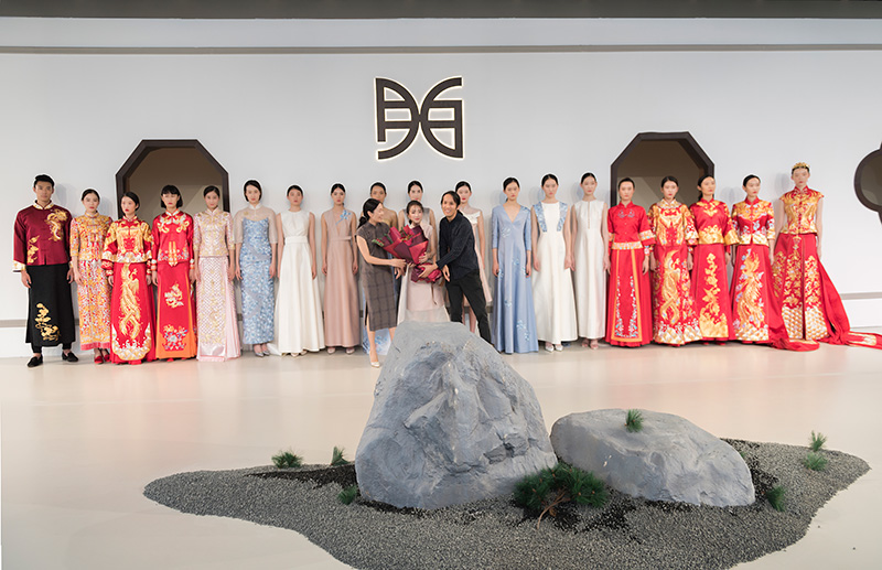 �°���ʽ����ȫ�����˴�����ʽ�_��