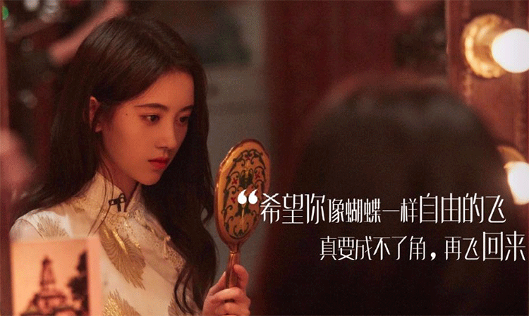 ����ǧ���һ��Ů����溵t��������׃�������