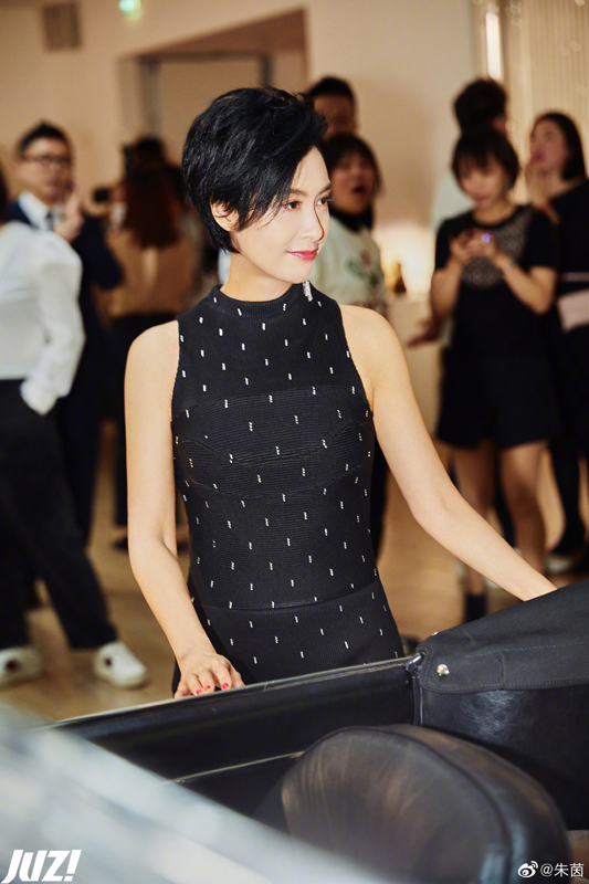 ����Ҋ��������ȹ���࣬88�ﴩ��98���ҕ��