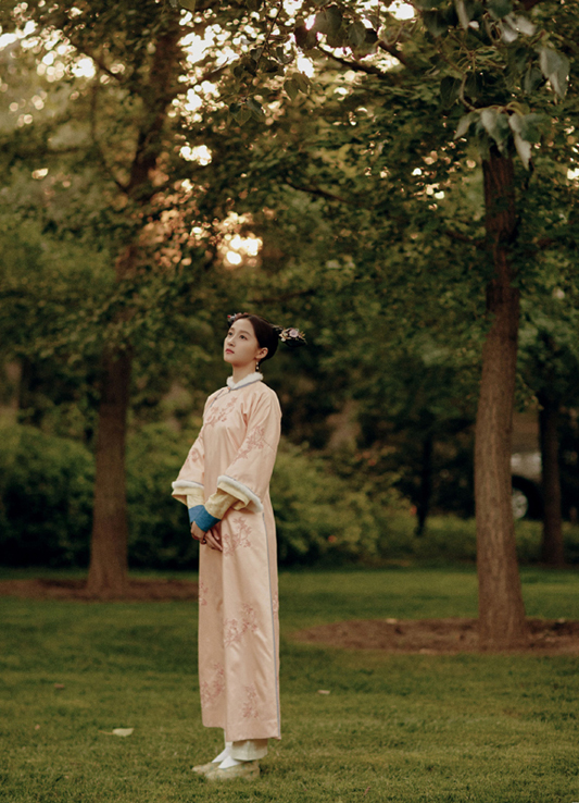 �P��ͮ��ɫ���C���۴����^,�����f�r����Ů��