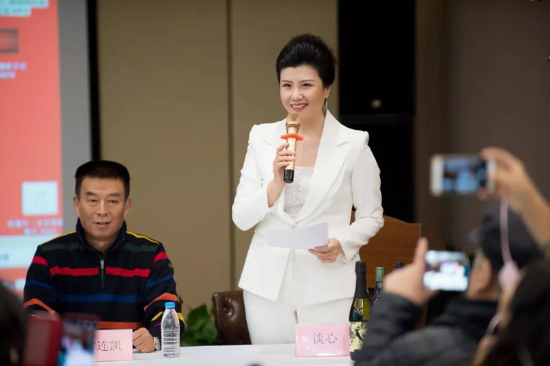 ���ɫ���������˱��ڶ���ȫ����������ˇ�������L����ِ������Ļ