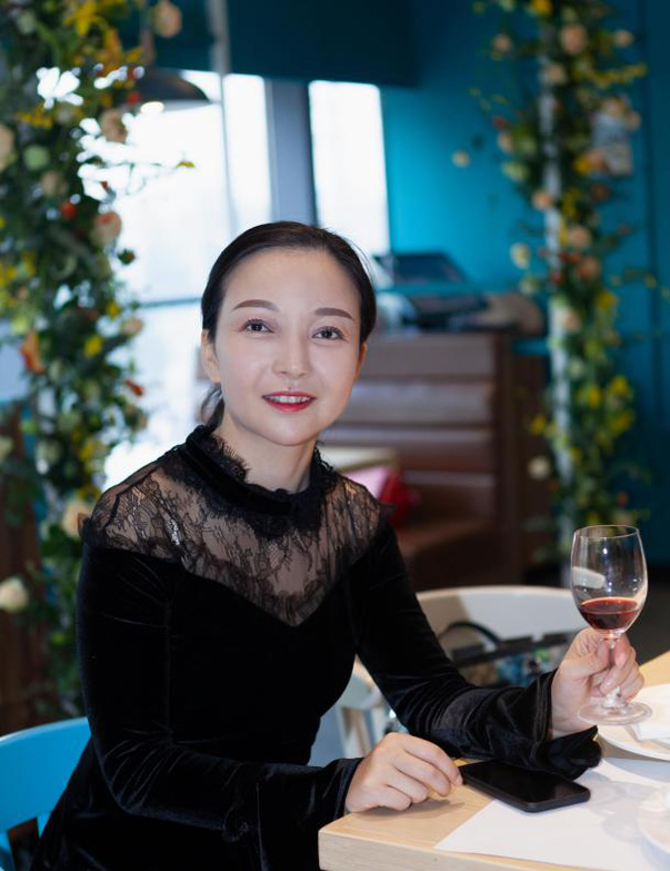 �A�ǡ�����ӛ��һ�������c�Ƶ�����֮�s