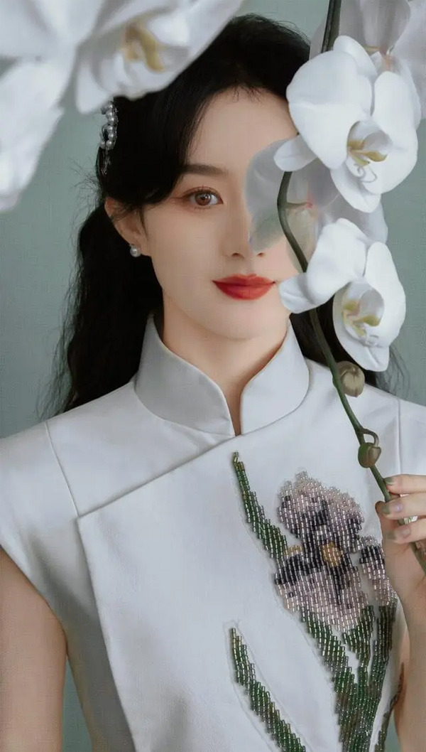 �w���f��ɫ���ۃ�(y��u)�����ˮܽ��