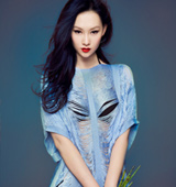 ���G<em>Ůģ</em>������r�д�Ƭ