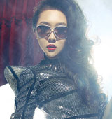 �͹��Ըг���Ů �����µ��Ȼ�