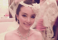 �R˼˼΢������� Ů���Ҹ��ɻ�